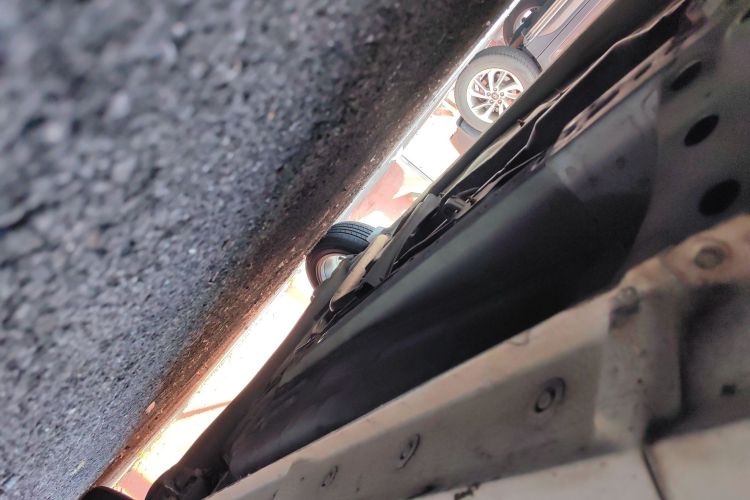 福特 嘉年华 2013款 三厢 1.5L 自动品尚型局部细节9004