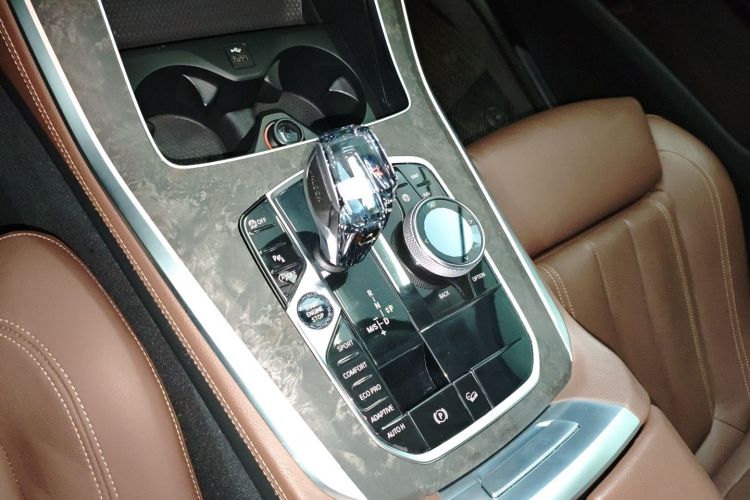 宝马X5(进口) 2019款 xDrive40i M运动套装中控内饰18