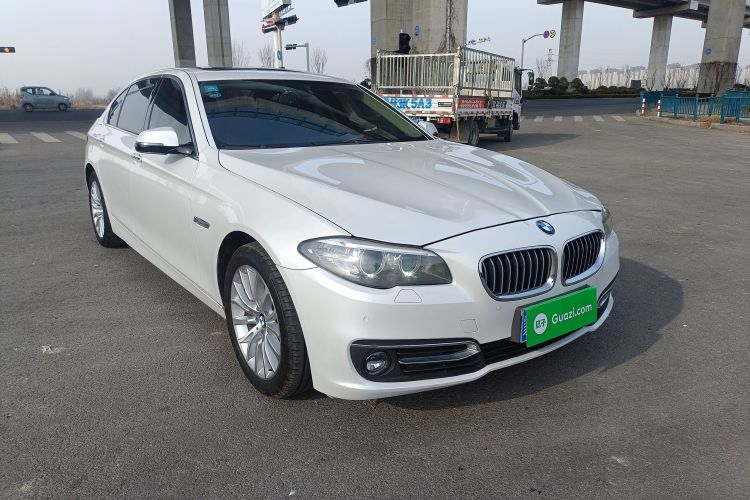 宝马5系 2014款 525Li 豪华设计套装车身外观6002