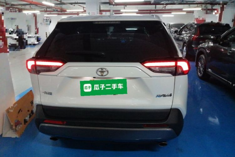 丰田 RAV4荣放 2020款 2.0L CVT两驱风尚PLUS版车身外观6