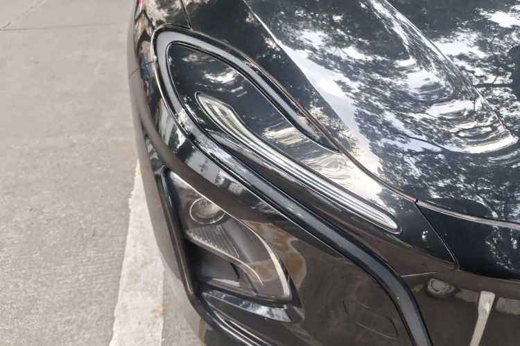 红旗E-QM5 2022款 431km 充电乐享版车身外观6006