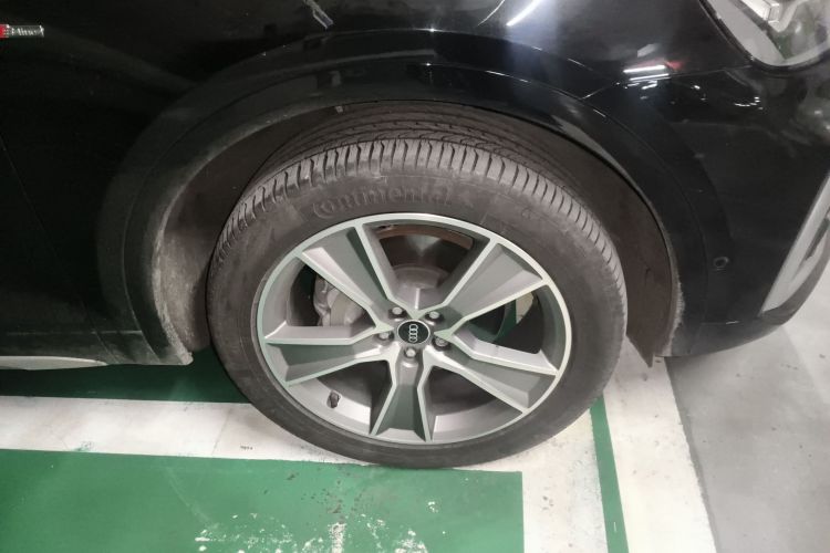 奥迪Q5L 2022款 45T 豪华动感型车身外观10