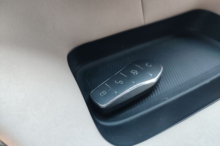 比亚迪 海豚 2023款 420km 时尚版中控内饰7001