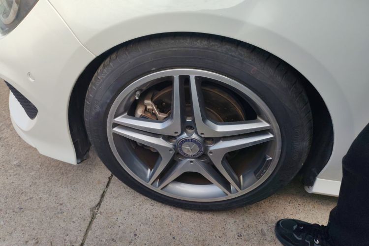 奔驰CLA 2015款 CLA 220 4MATIC车身外观6007