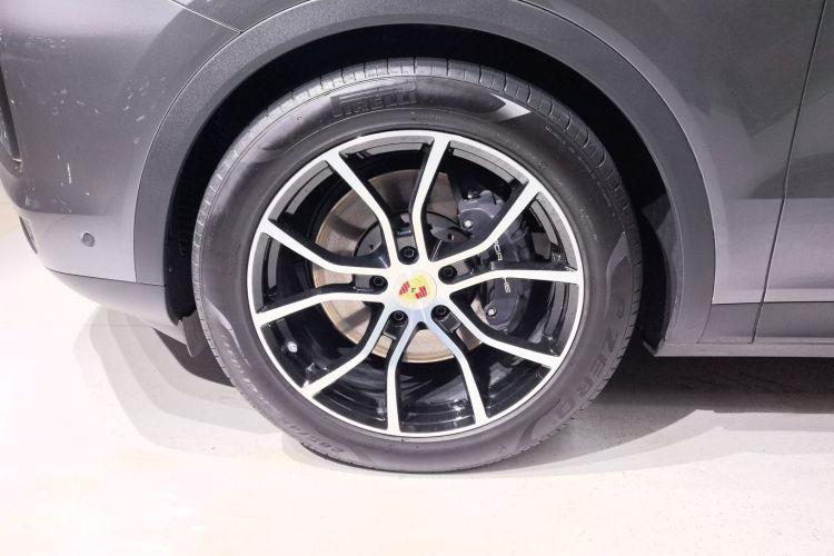 保时捷 2024款 Cayenne 3.0T车身外观6007