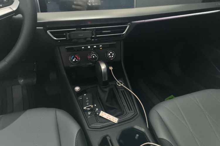 大众 朗逸 2024款 1.5L 自动星空五百万版中控内饰18