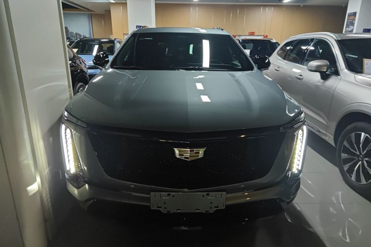 凯迪拉克XT5 2025款 2.0T 豪华型车身外观2