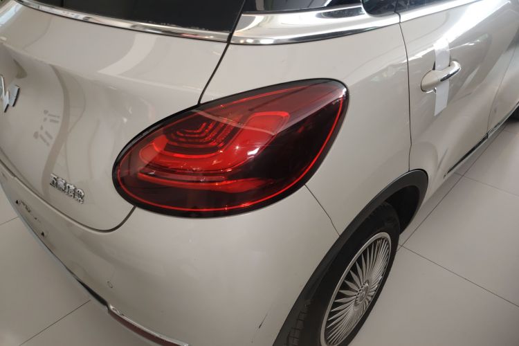 五菱汽车 五菱缤果 2023款 410km 灵犀尊享款车身外观9