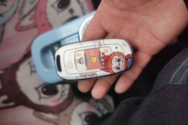 吉利银河 2024款 熊猫mini 200km 耐力熊中控内饰7001