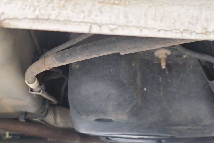 标致301 2016款 1.6L 手动舒适版局部细节9003