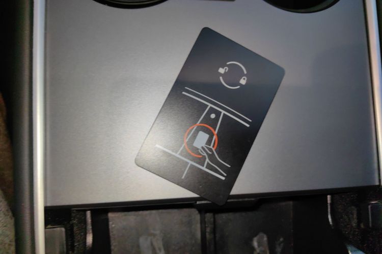 特斯拉 Model Y 2022款 改款 后轮驱动版中控内饰7001