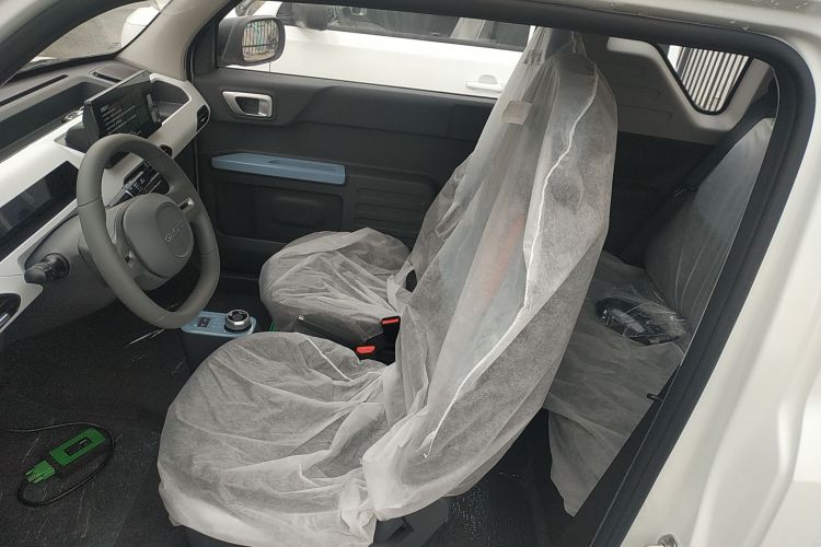 吉利银河 2024款 熊猫mini 200km 耐力熊中控内饰19