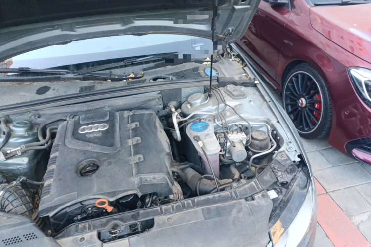 奥迪A4L 2011款 1.8 TFSI 舒适型局部细节9007