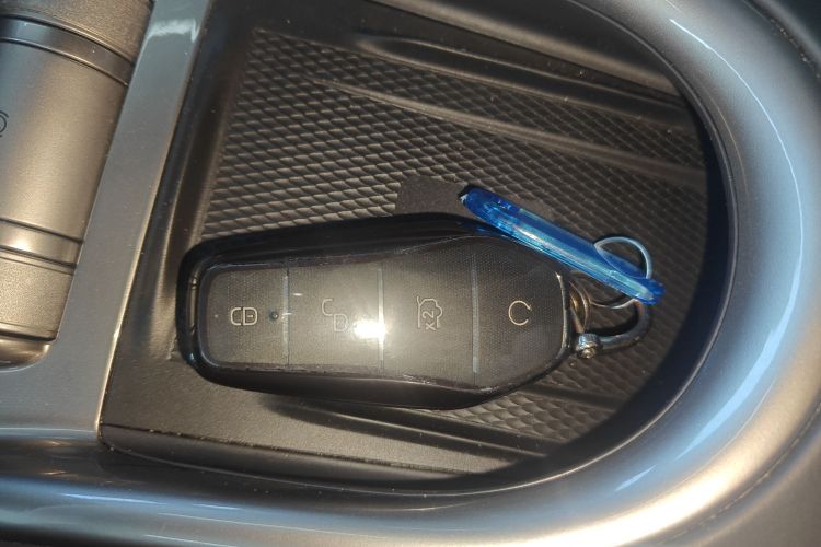 比亚迪 海豚 2024款 荣耀版 420km 时尚版中控内饰7001