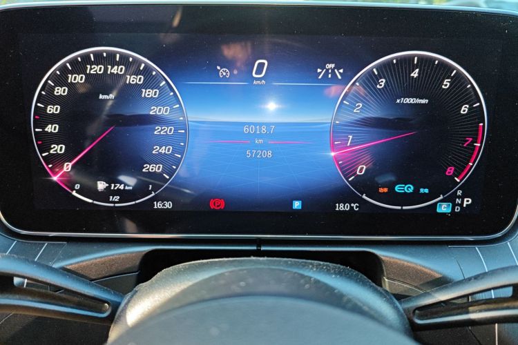 奔驰C级 2022款 改款 C 260 L 运动版中控内饰15