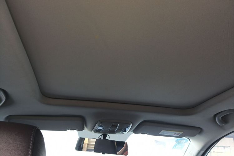 广汽传祺 传祺GS4 2018款 235T 自动两驱豪华智联百万纪念版中控内饰22