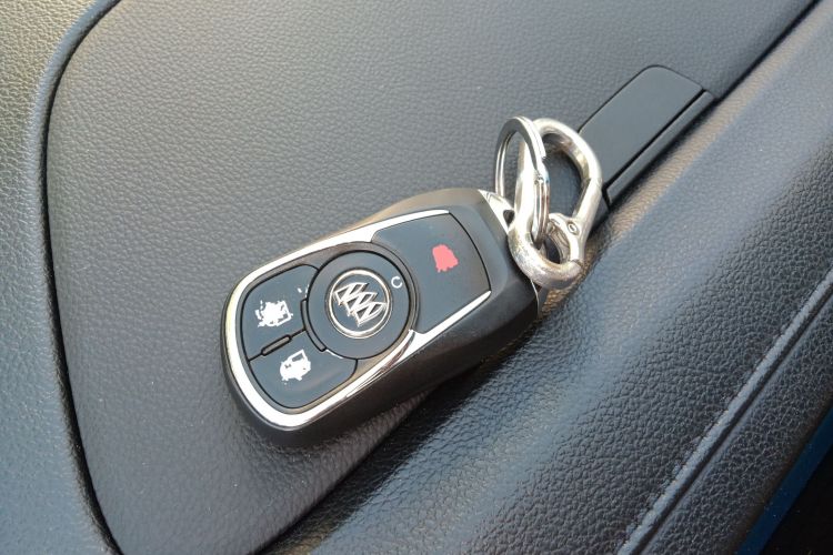 别克GL8 2017款 ES 28T 舒适型 国V中控内饰11