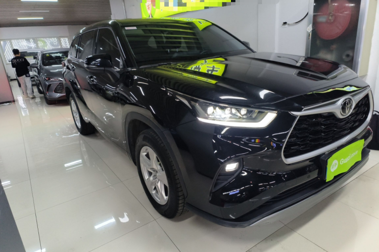 丰田 汉兰达 2024款 2.5L智能电混双擎两驱精英版 5座车身外观3