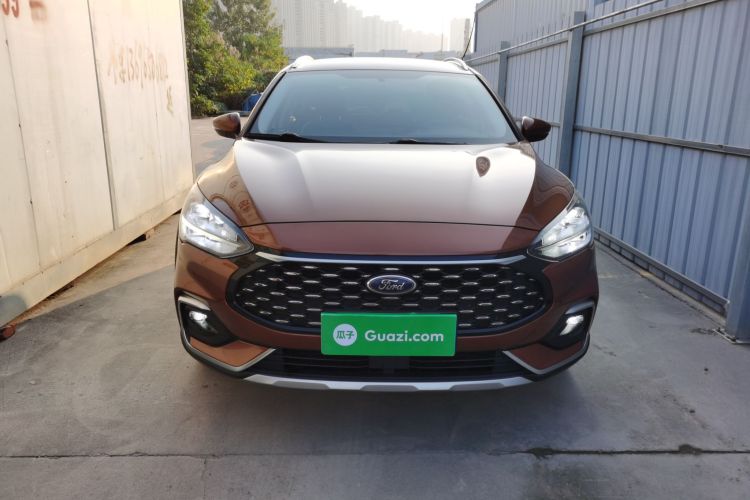 福特 福克斯 2021款 猎装版 EcoBoost 180 自动猎潮型车身外观6001