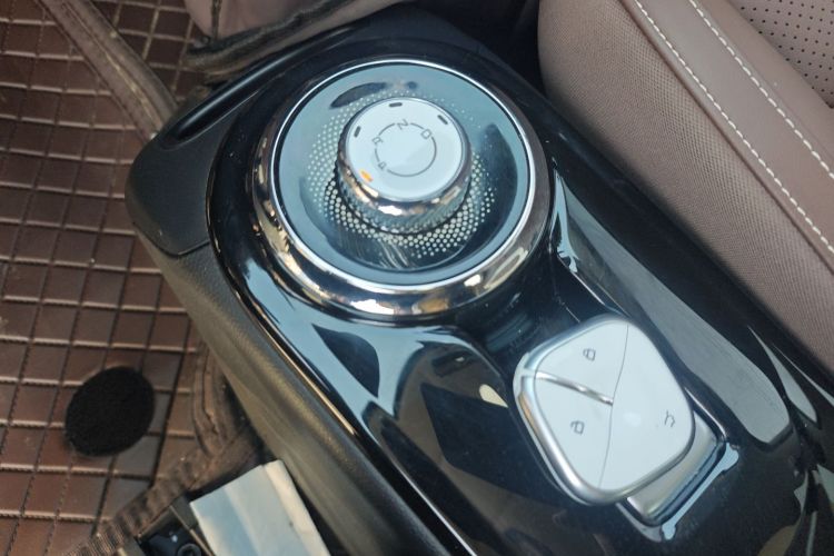 五菱汽车 五菱缤果 2024款 333km 悦享款中控内饰18