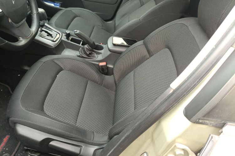 雪铁龙 C4世嘉 2018款 1.6L 自动豪华型局部细节19