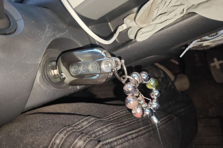 五菱汽车 宏光MINIEV 2022款 GAMEBOY 200km 玩咖款 磷酸铁锂中控内饰11