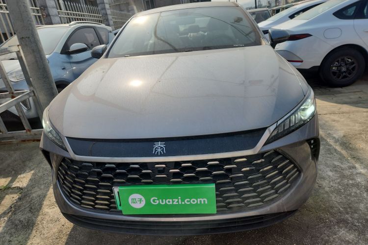 比亚迪 秦PLUS 2025款 DM-i 智驾版 55KM领先型车身外观2