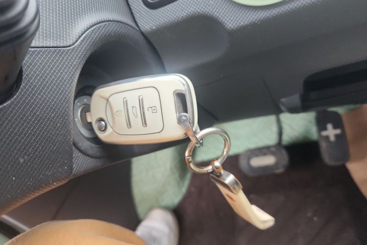 五菱汽车 宏光MINIEV 2021款 马卡龙时尚款 磷酸铁锂中控内饰7001