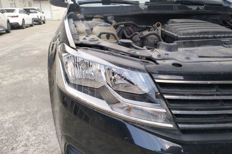 大众 朗逸 2015款 1.6L 自动风尚版车身外观6006