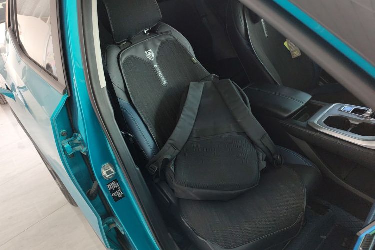 广汽传祺 传祺GS3 2023款 影速 270T R-STYLE版局部细节41