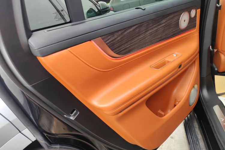 鸿蒙智行 问界M9 2024款 纯电 Ultra版 100kWh 5座版中控内饰49