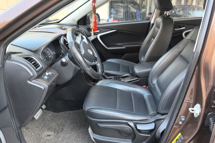 北汽幻速S6 2017款 1.5T CVT畅享型中控内饰19