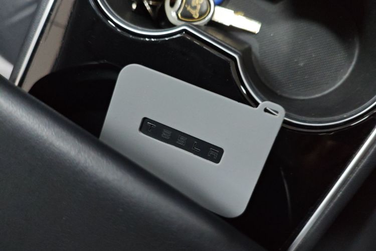 特斯拉 Model 3(进口) 2019款 长续航后驱版中控内饰11