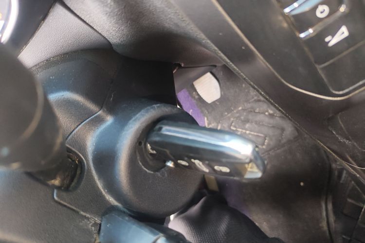 雪铁龙 C4世嘉 2018款 1.6L 手动舒适型中控内饰11