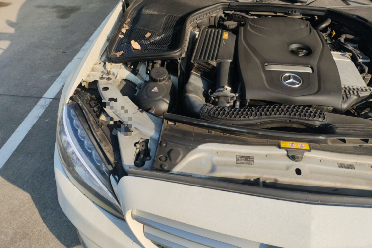 奔驰C级 2016款 C 200 L 运动型局部细节9006