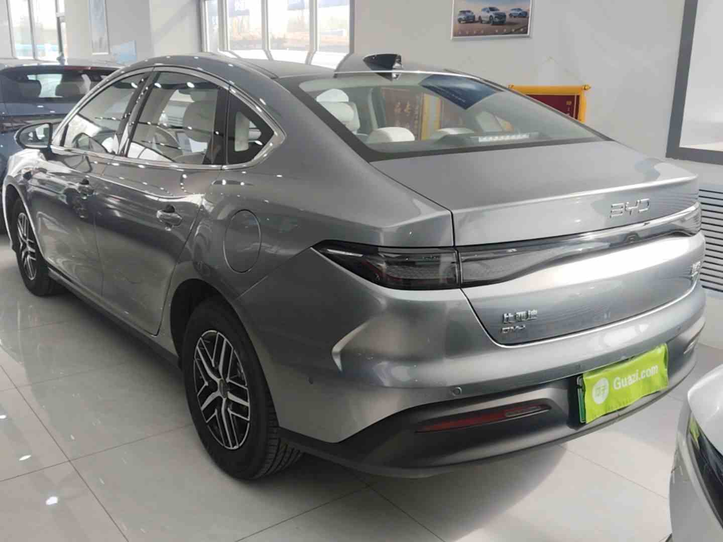 比亚迪 海豹05 DM-i 2025款 DM-i 智驾版 120KM旗舰型(3)