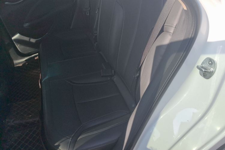 别克 英朗 2019款 18T 自动互联精英型 国VI中控内饰21