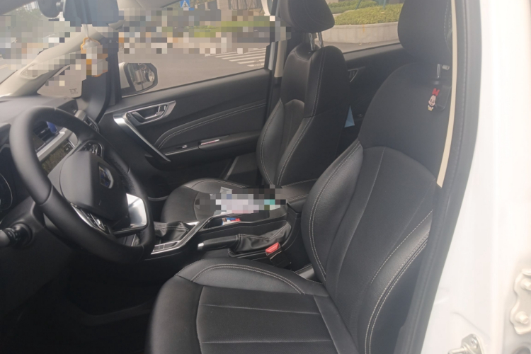 吉利汽车 远景X3 2019款 升级版 1.5L CVT尊贵型局部细节19