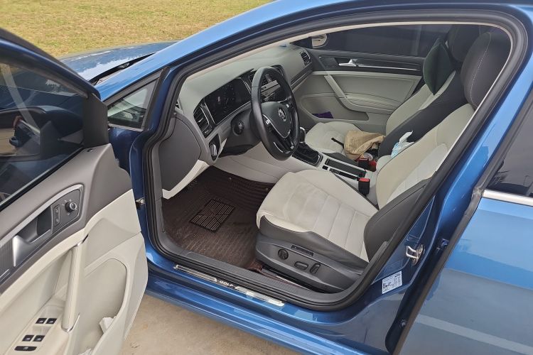 大众 高尔夫 2018款 280TSI 自动旗舰型中控内饰7003