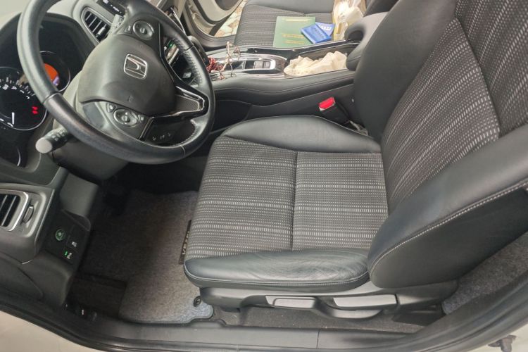 本田 缤智 2017款 1.8L CVT两驱豪华型中控内饰19