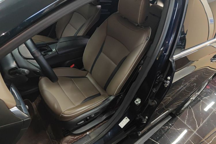 别克 昂科旗 2020款 28T 四驱旗舰型中控内饰19