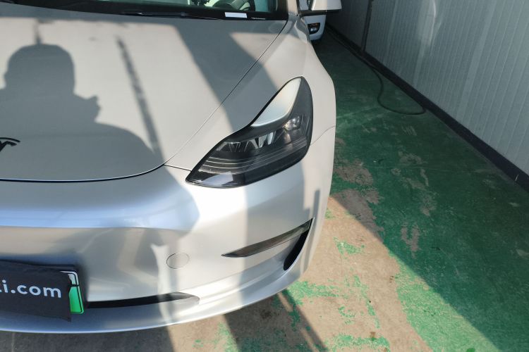 特斯拉 Model 3 2021款 Performance高性能全轮驱动版局部细节36
