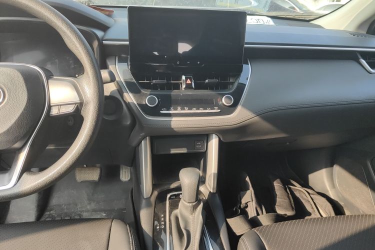 丰田 锋兰达 2023款 2.0L CVT精英版局部细节16