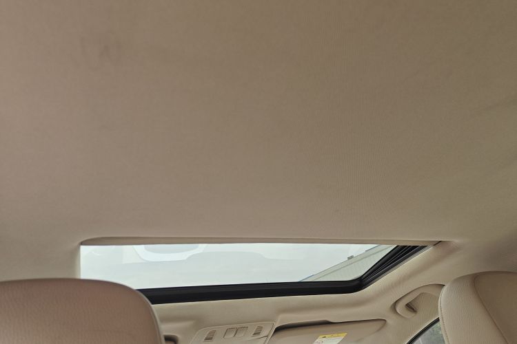 别克 英朗 2013款 GT 1.6L 自动时尚版中控内饰22