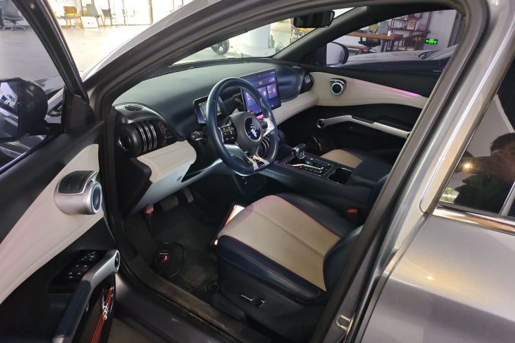 比亚迪 元PLUS 2022款 510KM 旗舰型中控内饰20