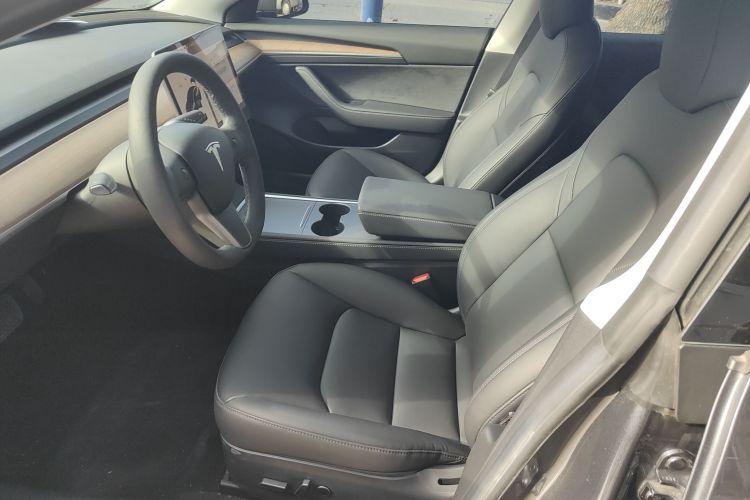 特斯拉 Model 3 2021款 标准续航后驱升级版局部细节19