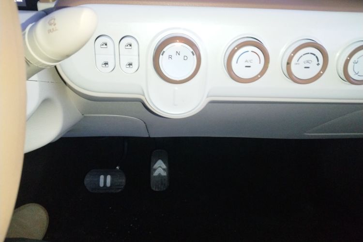 奔腾小马 2026款 222km 萌趣马 Plus中控内饰18