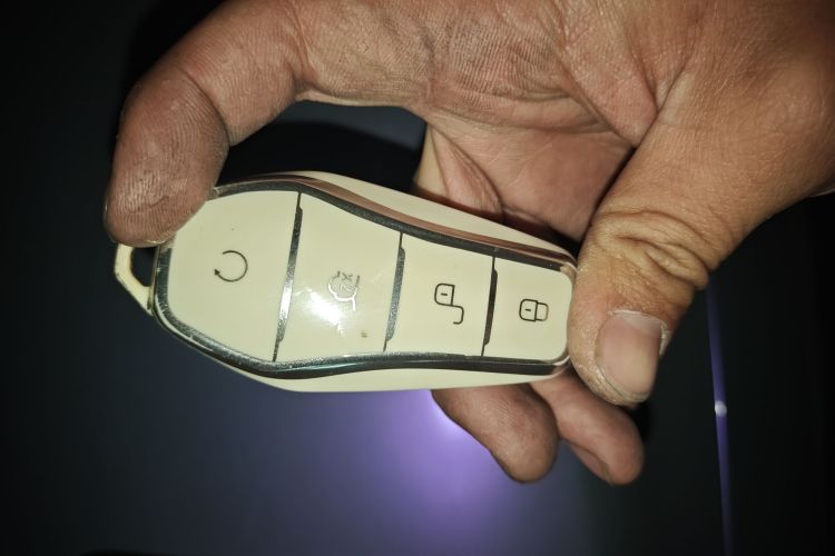 比亚迪 秦PLUS 2021款 DM-i 55KM 旗舰型中控内饰7001