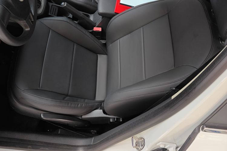 大众 朗逸 2015款 1.6L 自动风尚版局部细节19