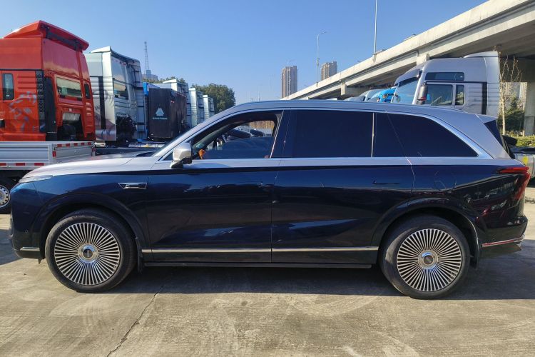 魏牌 蓝山 2023款 四驱超长续航版车身外观6003